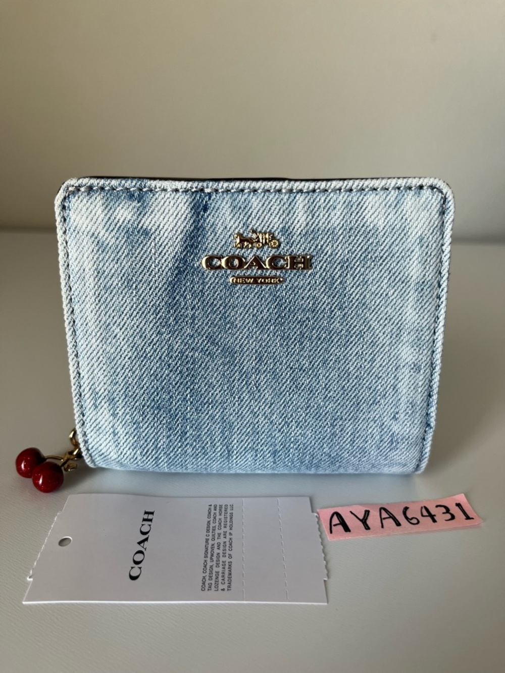 Coach Snap Wallet In Loved Denim With Charm🎈🎈